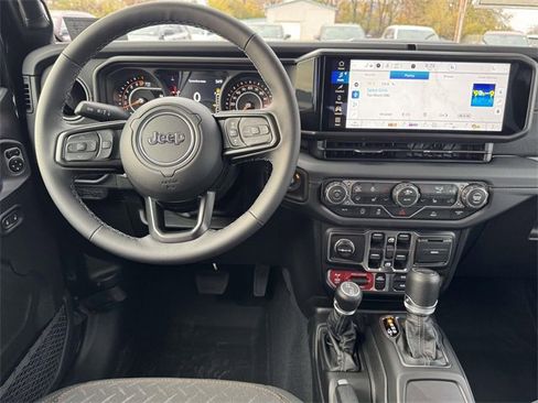 New 2026 Jeep Gladiator Mojave image 2