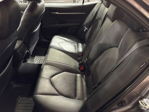 Certified 2021 Toyota Camry XLE FWD image 23
