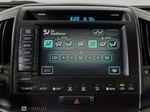 Used 2008 Toyota Land Cruiser image 23