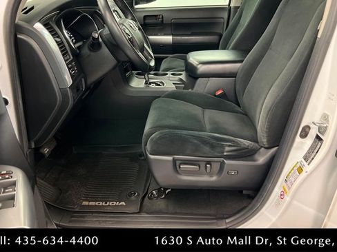 Used 2021 Toyota Sequoia TRD Sport AWD/4WD image 13