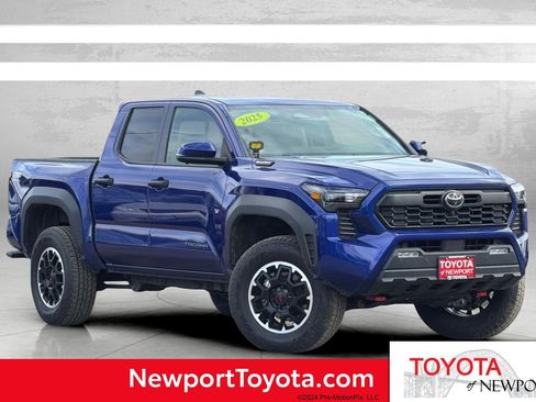 Certified 2025 Toyota Tacoma TRD Off-Road w/ TRD Off Road Premium Package AWD/4WD image 1