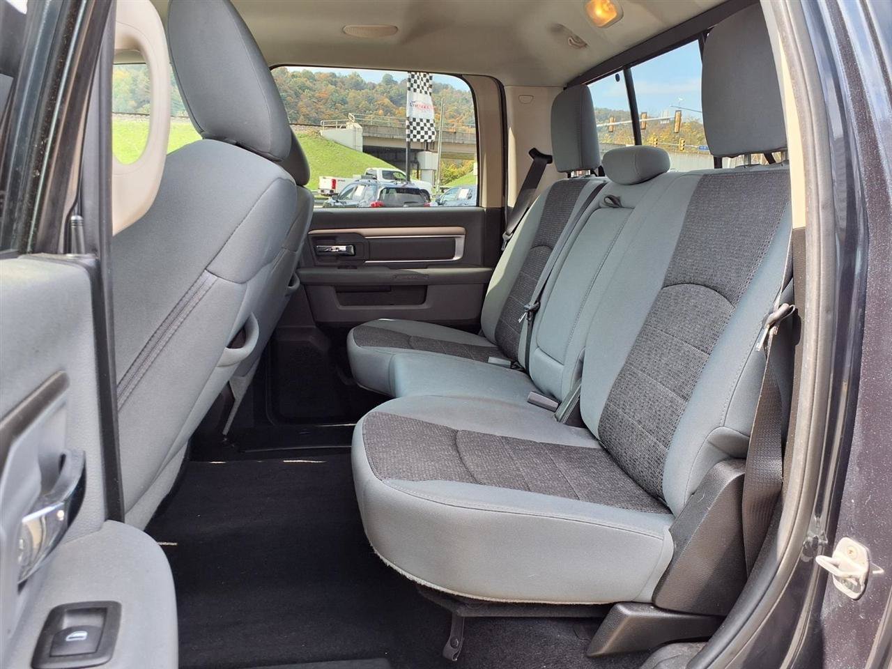 Used 2013 RAM 1500 Classic SLT w/ Big Horn Equipment Group AWD/4WD image 8