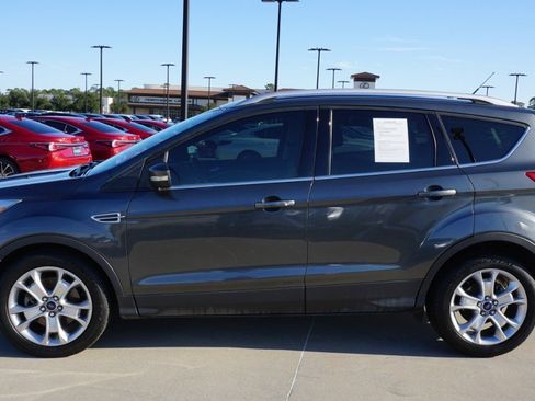 Used 2016 Ford Escape Titanium image 5