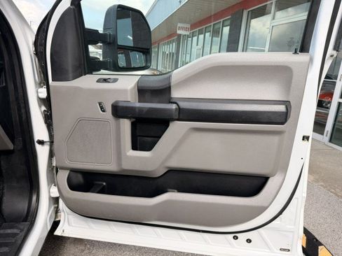 Used 2018 Ford F350 XL w/ Power Equipment Group RWD image 24