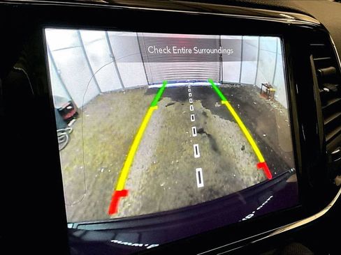 Used 2020 Jeep Grand Cherokee Altitude image 20