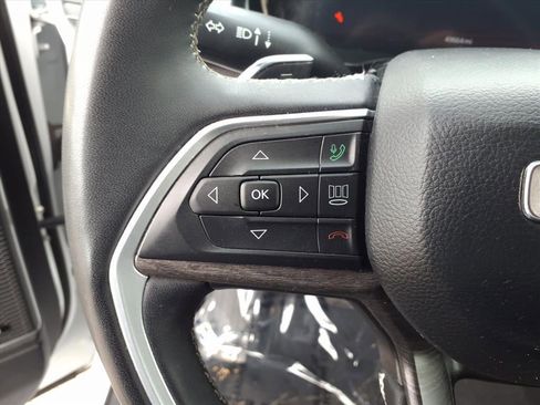 Used 2023 Jeep Grand Cherokee 4WD 4xe image 9