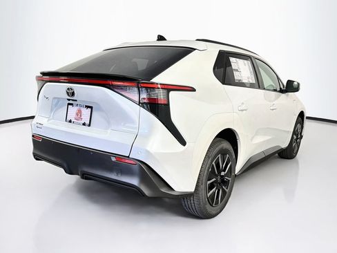 New 2026 Toyota bZ FWD image 9