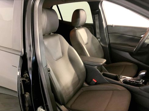 Used 2025 Buick Encore GX Preferred AWD/4WD image 7
