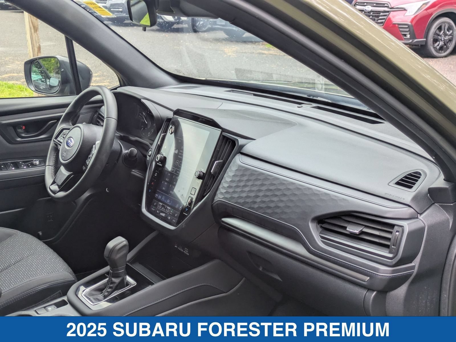 Certified 2025 Subaru Forester Premium AWD/4WD image 37