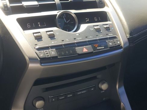 Used 2018 Lexus NX 300 FWD image 29