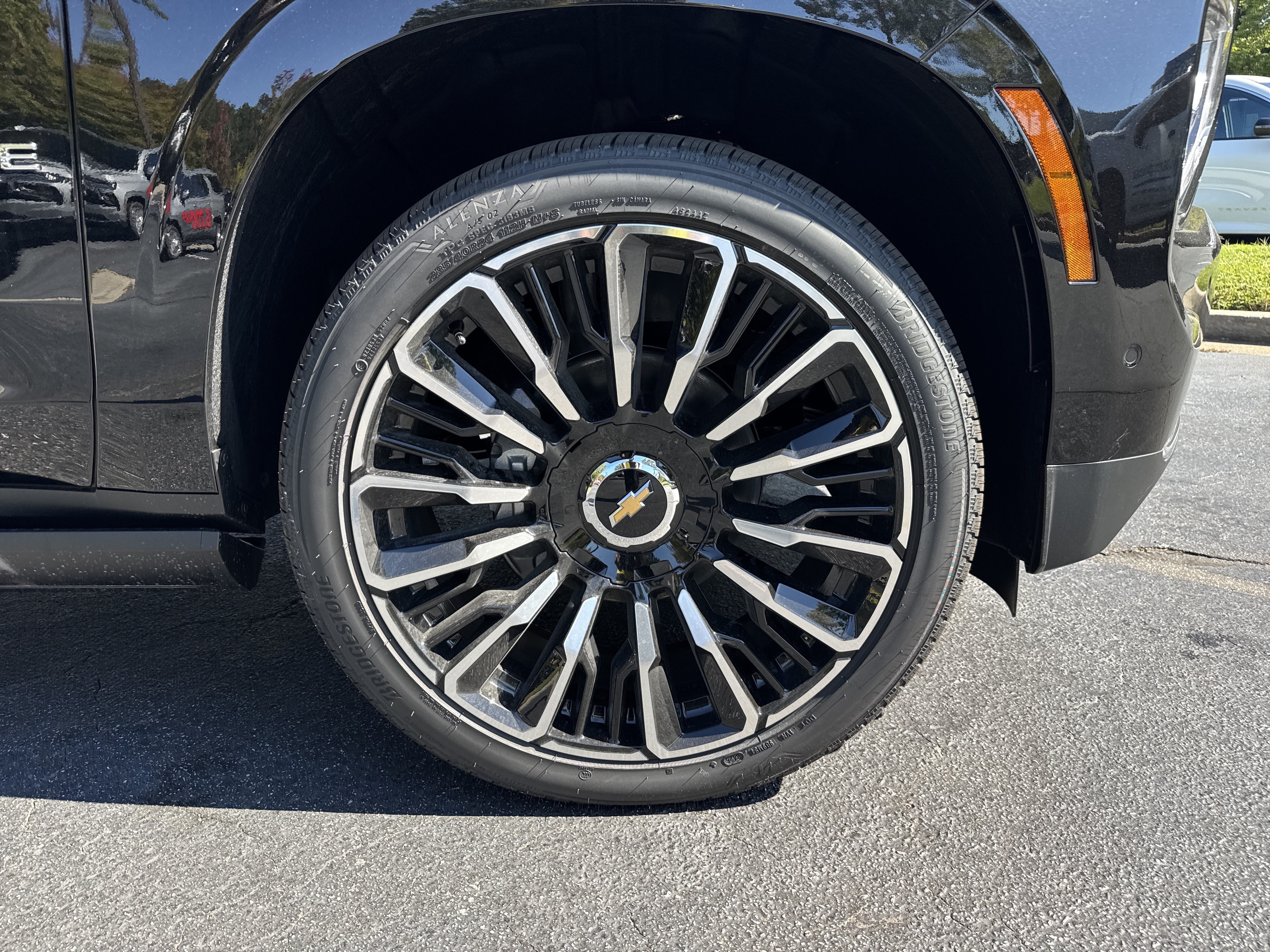 New 2027 Chevrolet Tahoe High Country AWD/4WD image 12