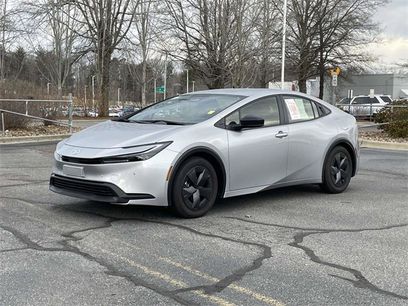 Used 2025 Toyota Prius LE