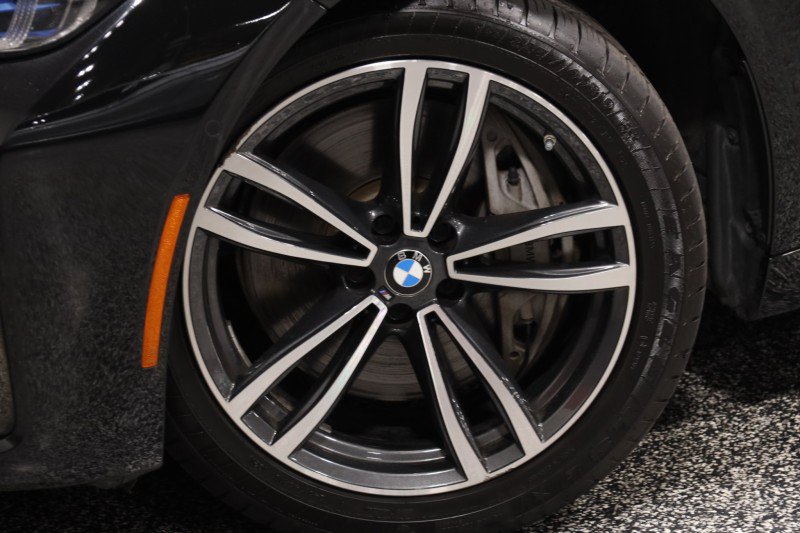 Used 2020 BMW 750i xDrive w/ Executive Package AWD/4WD image 21