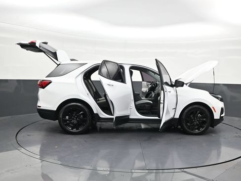 Used 2024 Chevrolet Equinox LS w/ Sport Edition FWD image 36