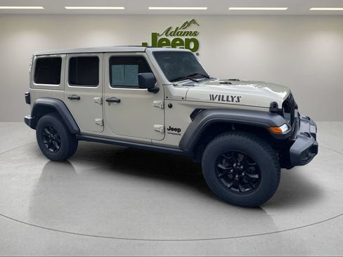 Used 2022 Jeep Wrangler Unlimited Sport AWD/4WD image 17