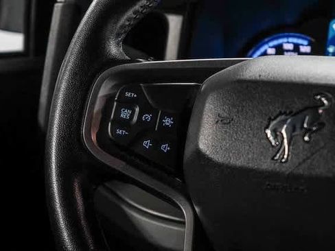 Used 2022 Ford Bronco Badlands w/ Sasquatch Package image 16