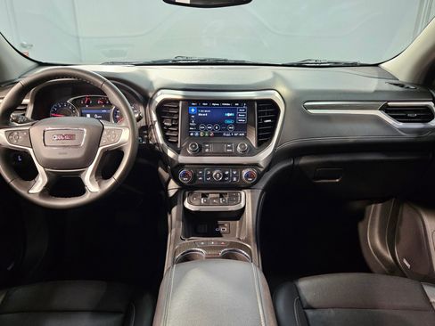 Used 2023 GMC Acadia SLT image 10