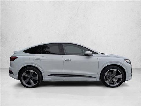 Certified 2025 Audi Q4 e-tron Premium Plus w/ Premium Plus AWD/4WD image 4