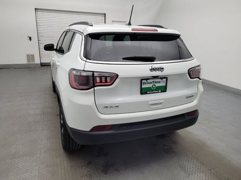 Used 2024 Jeep Compass Latitude image 6