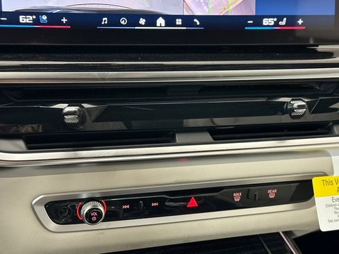 New 2026 BMW X7 M60i w/ Executive Package AWD/4WD image 25
