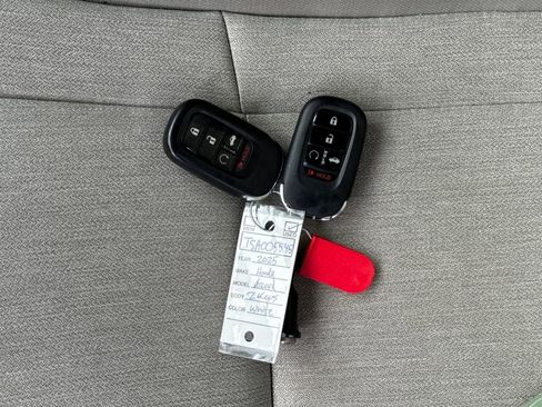 Certified 2025 Honda Accord SE image 28