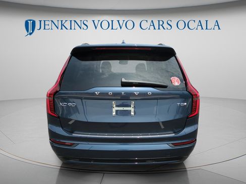 New 2026 Volvo XC90 T8 Ultra w/ Protection Package Premier AWD/4WD image 4