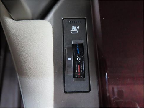 Used 2016 Lexus GX 460 image 16