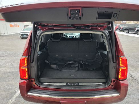 Used 2019 Chevrolet Suburban Premier image 32