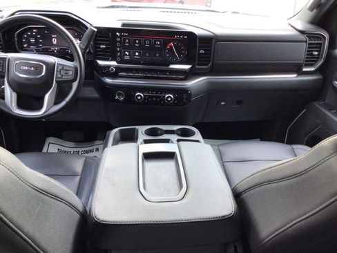 Used 2024 GMC Sierra 1500 SLT image 21