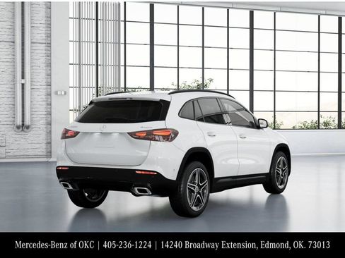 Used 2026 Mercedes-Benz GLA 250 4MATIC image 22