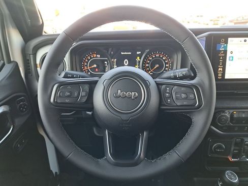 New 2026 Jeep Gladiator Sport AWD/4WD image 19
