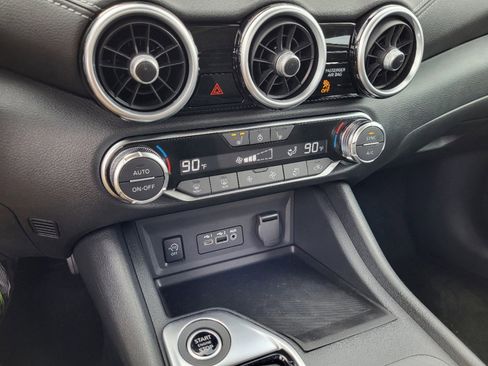 New 2025 Nissan Sentra SV image 19