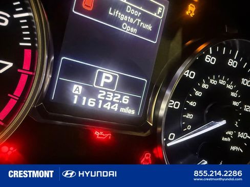 Used 2017 Subaru Crosstrek 2.0i Limited AWD/4WD image 3
