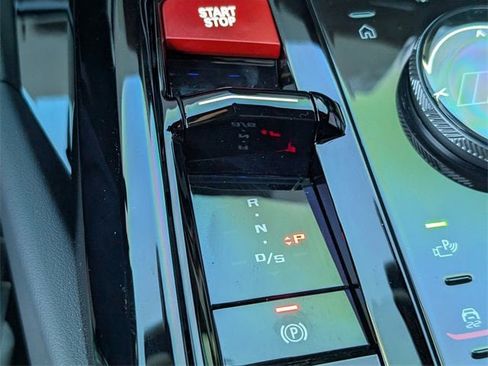 Used 2026 BMW M5 w/ Executive Package image 21