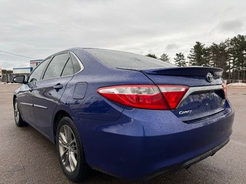 Used 2015 Toyota Camry SE image 7