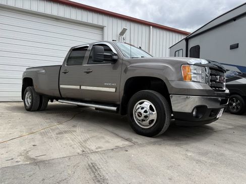 Used 2012 GMC Sierra 3500 SLT AWD/4WD image 34