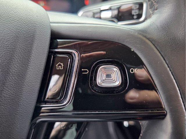 Used 2024 Lincoln Corsair Reserve FWD image 31