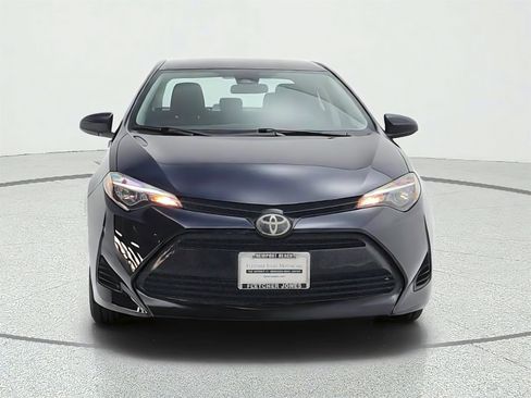 Used 2019 Toyota Corolla LE w/ Carpet Mat Package (TMS) FWD image 2