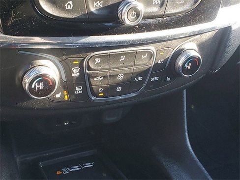 Certified 2023 Chevrolet Traverse LT w/ LPO, Floor Liner Package image 28