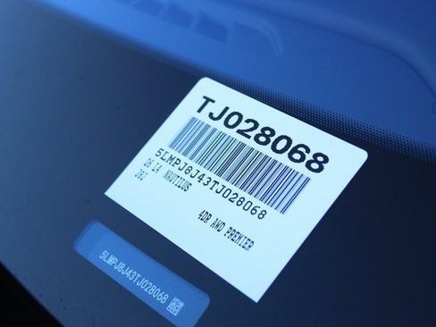 New 2026 Lincoln Nautilus Premier image 38