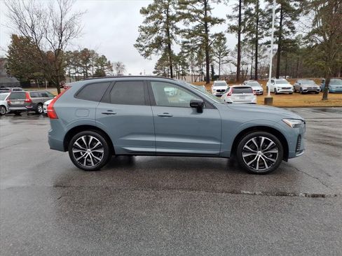 Certified 2023 Volvo XC60 B5 Plus w/ Climate Package image 2