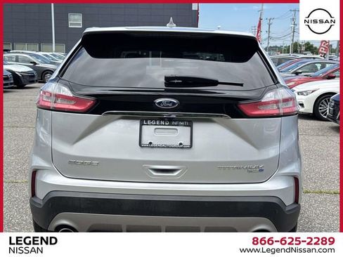 Used 2019 Ford Edge Titanium w/ Equipment Group 301A AWD/4WD image 5
