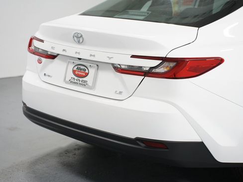 New 2026 Toyota Camry LE image 9