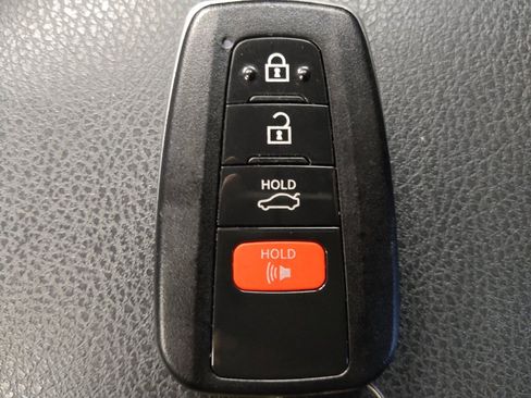 Used 2023 Toyota Camry LE w/ Convenience Package FWD image 32