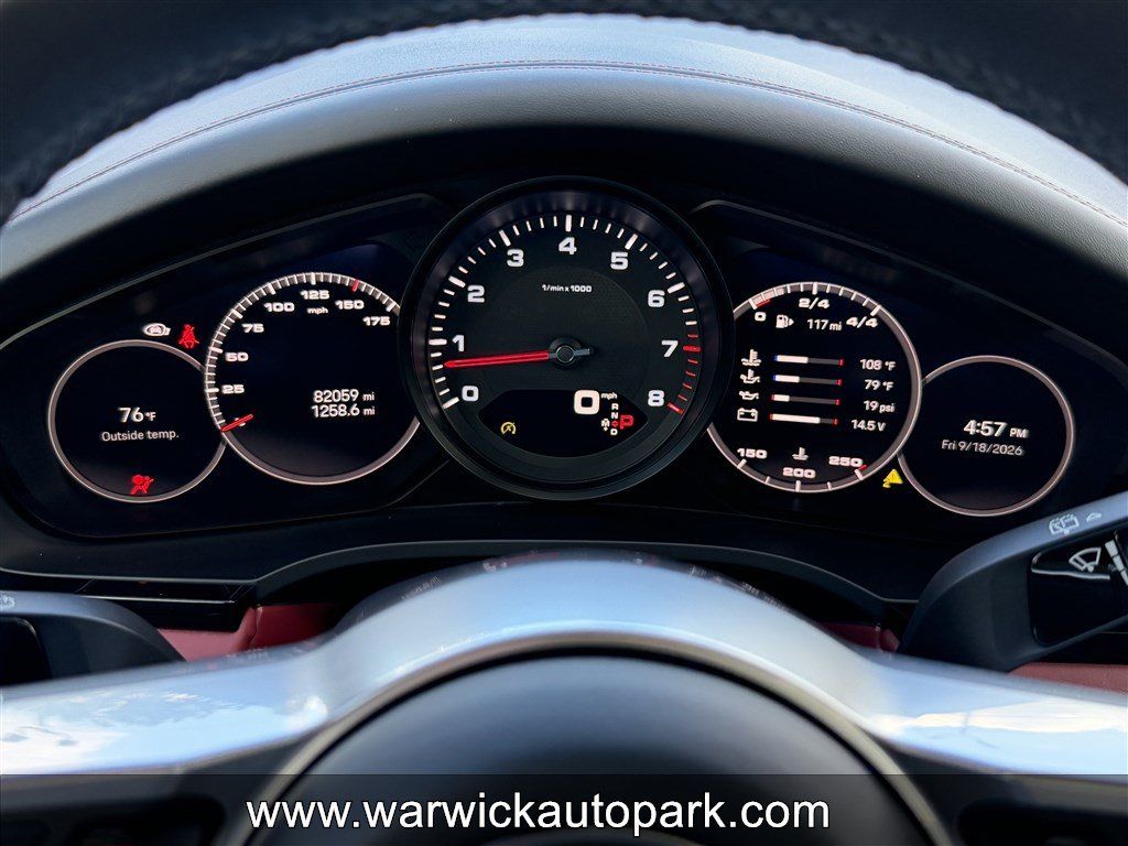 Used 2022 Porsche Cayenne AWD/4WD image 7