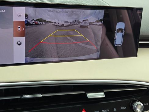 New 2026 Genesis GV70 2.5T Select AWD/4WD image 9