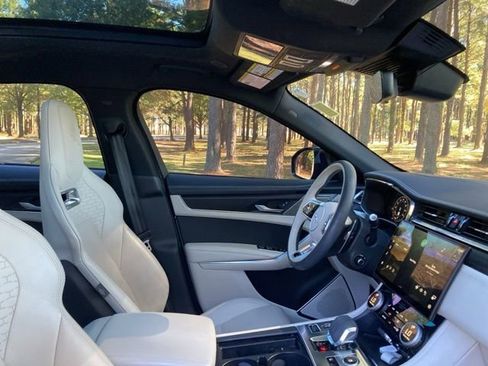 Used 2024 Jaguar F-PACE R-Dynamic S image 24