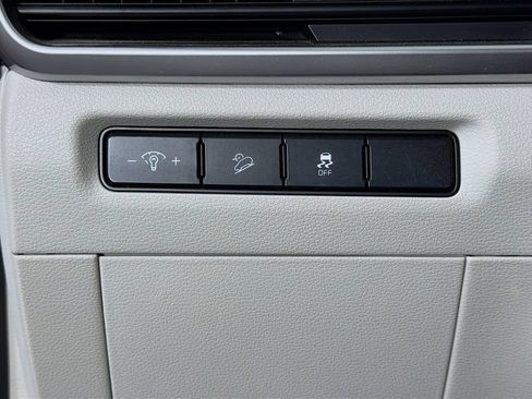 Used 2023 Kia Telluride S AWD/4WD image 11