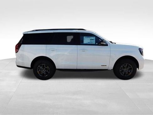 New 2025 Ford Expedition Tremor image 9