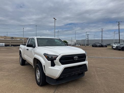 Used 2024 Toyota Tacoma SR RWD image 1